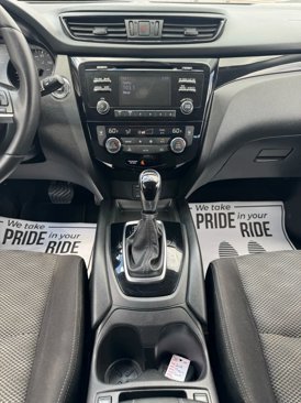 Used 2018 Nissan Rogue Sport SV w/ SV All-Weather Package image 30