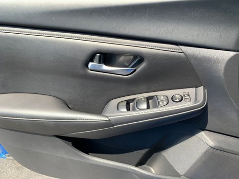 Used 2024 Nissan Sentra SV image 20