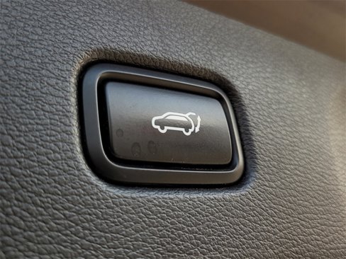 Used 2020 Kia Telluride EX image 18