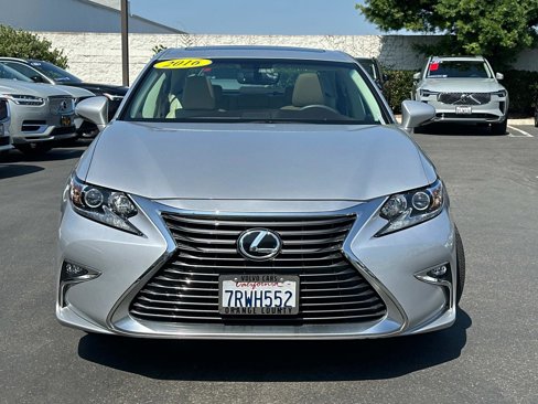 Used 2016 Lexus ES 350 image 2