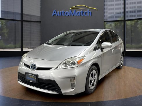Used 2013 Toyota Prius Three image 3