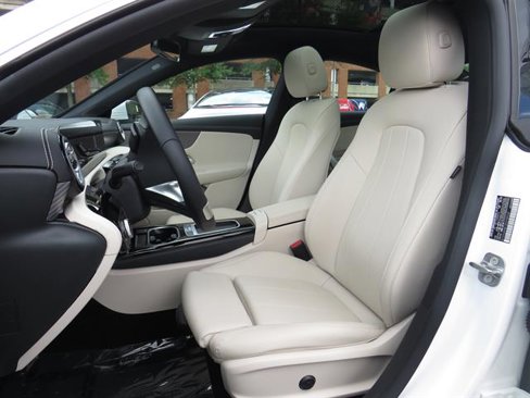 Used 2025 Mercedes-Benz CLA 250 4MATIC image 18