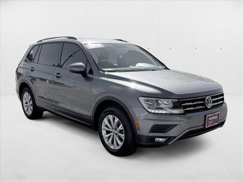 Used 2018 Volkswagen Tiguan S w/ Front Fog Lights Package image 3