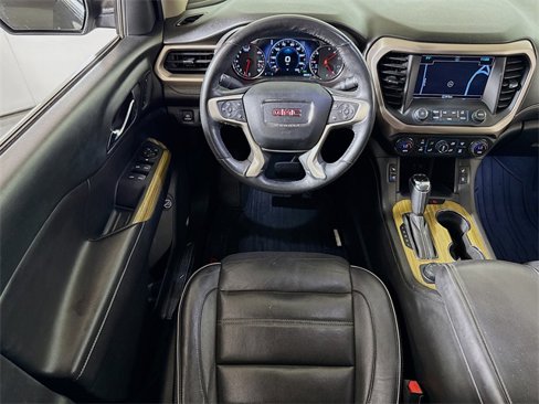 Used 2018 GMC Acadia Denali image 21