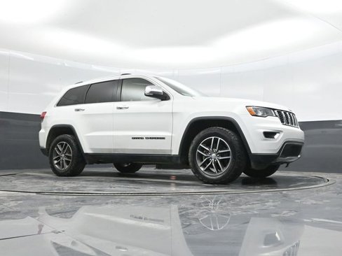 Used 2018 Jeep Grand Cherokee Limited image 39