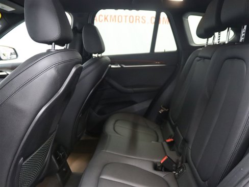 Used 2018 BMW X1 xDrive28i image 11
