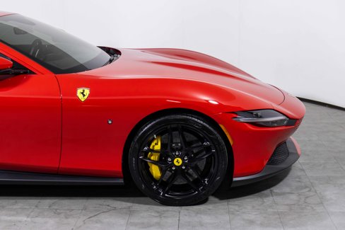 Used 2021 Ferrari Roma image 12