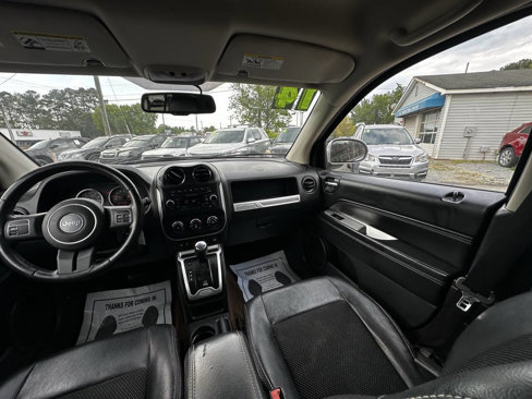 Used 2014 Jeep Compass Latitude image 22