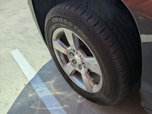 Used 2017 Chevrolet Suburban LS image 9