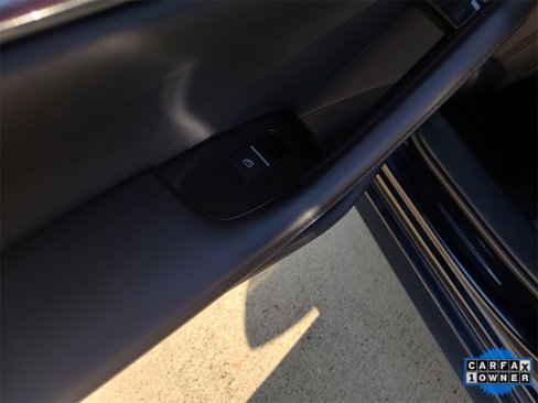 Used 2022 MAZDA MAZDA3 s image 13