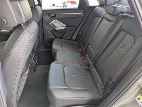 Used 2022 Audi Q3 2.0T Premium Plus image 31