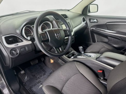 Used 2016 Dodge Journey SXT w/ Comfort/Convenience Group image 9