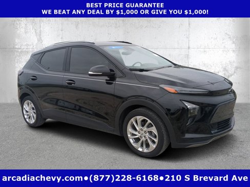 Used 2022 Chevrolet Bolt EUV LT w/ Comfort Package image 1