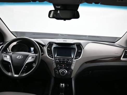 Used 2019 Hyundai Santa Fe XL SE image 49