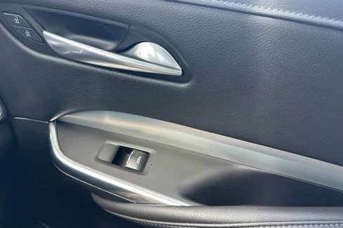 Used 2019 Cadillac XT4 Premium Luxury image 22