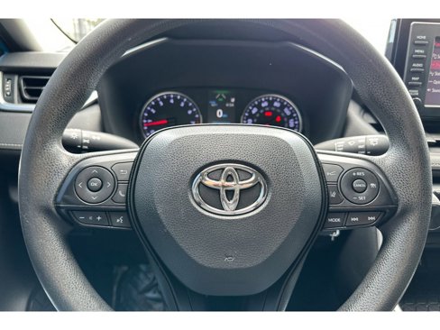 Used 2019 Toyota RAV4 LE image 30