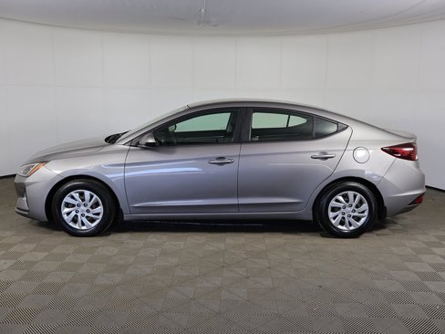 Used 2020 Hyundai Elantra SE w/ Cargo Package (C1) image 9