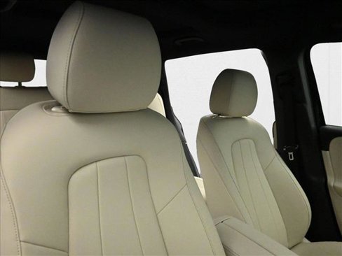 New 2025 Mercedes-Benz EQB 300 4MATIC image 28
