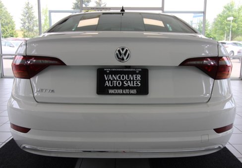 Used 2019 Volkswagen Jetta S w/ Driver Assistance Package image 4