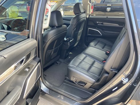 Used 2020 Kia Telluride EX image 14
