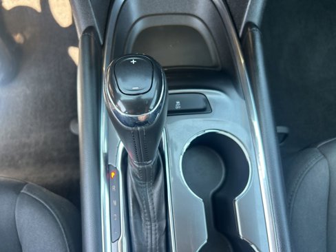 Used 2016 Chevrolet Malibu LT image 27