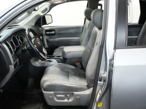 Used 2015 Toyota Sequoia Limited image 32