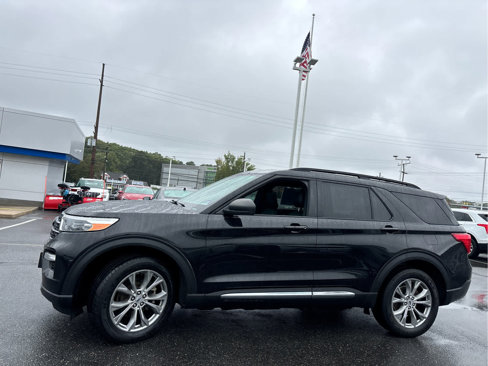 Used 2020 Ford Explorer XLT w/ Equipment Group 202A image 6