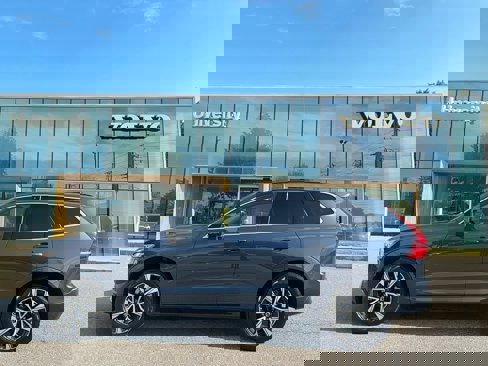 Certified 2023 Volvo XC60 B5 Core w/ Climate Package image 1