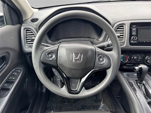 Used 2020 Honda HR-V LX image 12