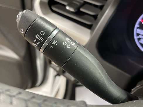 Used 2019 GMC Acadia SLE image 20