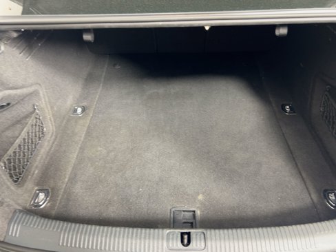Used 2017 Audi A4 2.0T Premium image 25