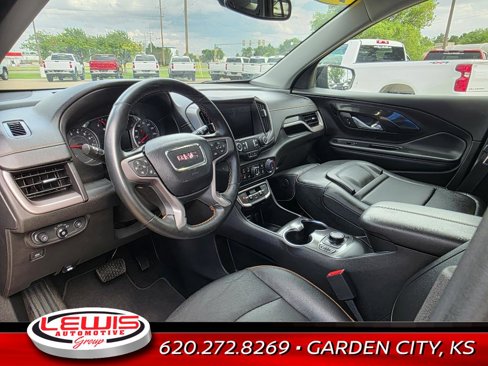 Used 2023 GMC Terrain AT4 image 18