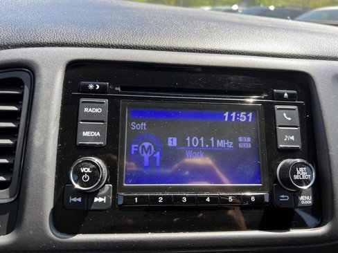 Certified 2022 Honda HR-V LX image 23