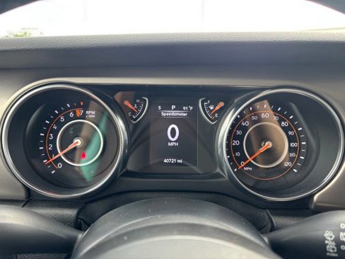 Used 2020 Jeep Wrangler Sport image 14