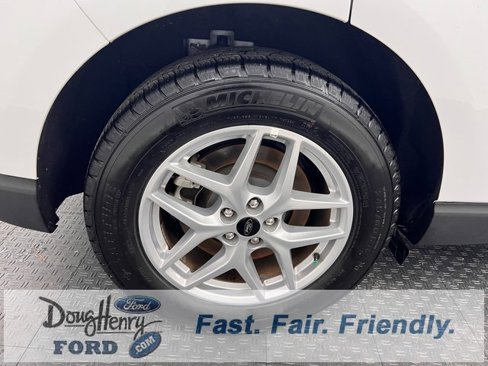 Used 2024 Ford Edge SEL image 13