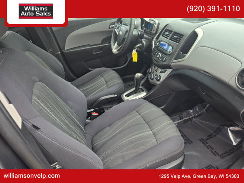 Used 2014 Chevrolet Sonic LT image 15