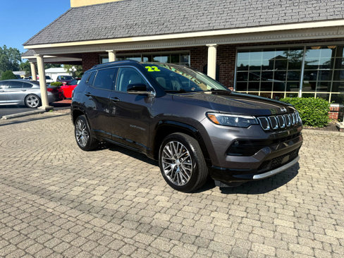 Used 2022 Jeep Compass Limited w/ Elite Group image 2