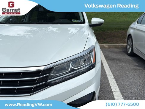 Used 2017 Volkswagen Passat 1.8T R-Line w/ R-Line Lighting Package image 8