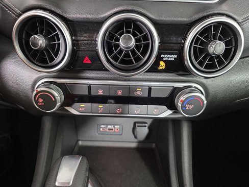 Used 2023 Nissan Sentra SV image 32