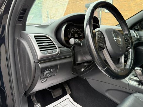 Used 2020 Jeep Grand Cherokee Limited X image 13