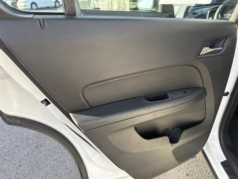 Used 2012 Chevrolet Equinox LS image 11