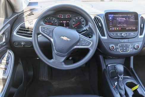 Used 2023 Chevrolet Malibu LT image 18