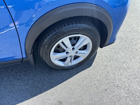 Used 2024 Nissan Kicks S image 22