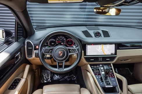 Certified 2019 Porsche Cayenne image 13