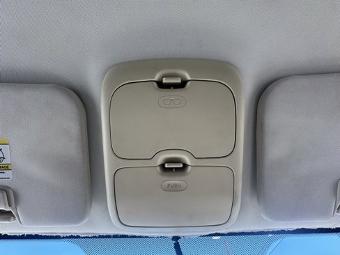 Used 2010 Ford Escape XLT image 17