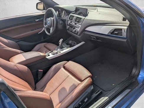 Used 2015 BMW M235i Convertible image 17