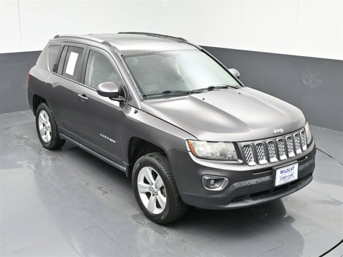 Used 2015 Jeep Compass 4WD image 22