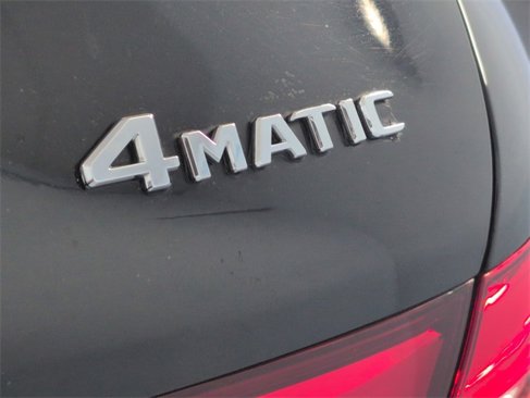 Used 2019 Mercedes-Benz GLC 300 4MATIC image 13