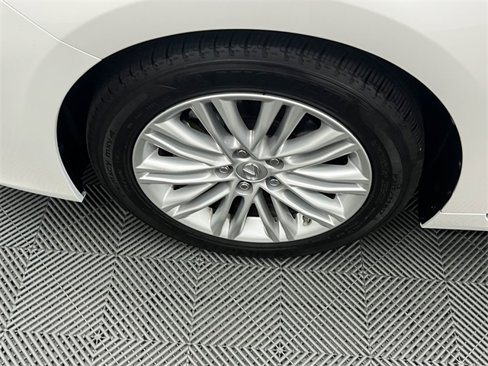 Used 2016 Lexus ES 350 image 23