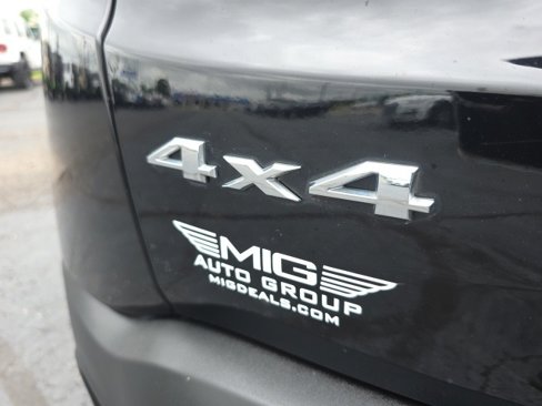 Used 2018 Jeep Renegade Latitude w/ Cold Weather Group image 52